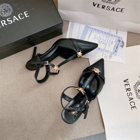 giày versace nữ cao gót|Giày cao gót VERSACE* cao 9,5cm chất lụa satin đẹp sang VIP .